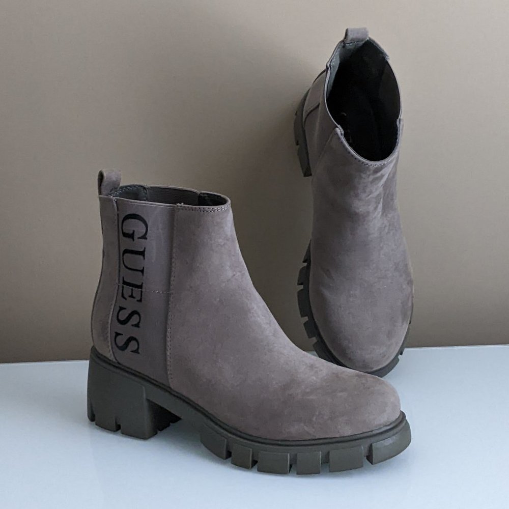 Like New EUC GUESS Gray "Suede" Evolved Platform Ankle Boots